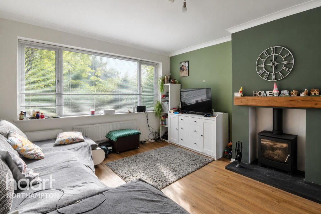 Dallington Road, Northampton - View 2