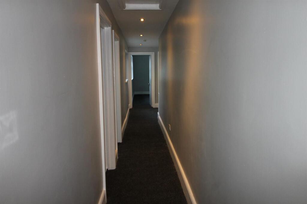 Apartment in Rhyl - More