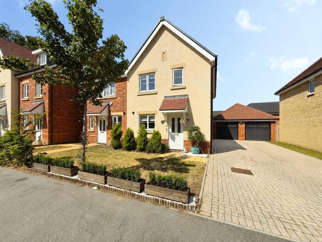 Main image of property: Hurst Avenue, Blackwater, Camberley, Hampshire, GU17