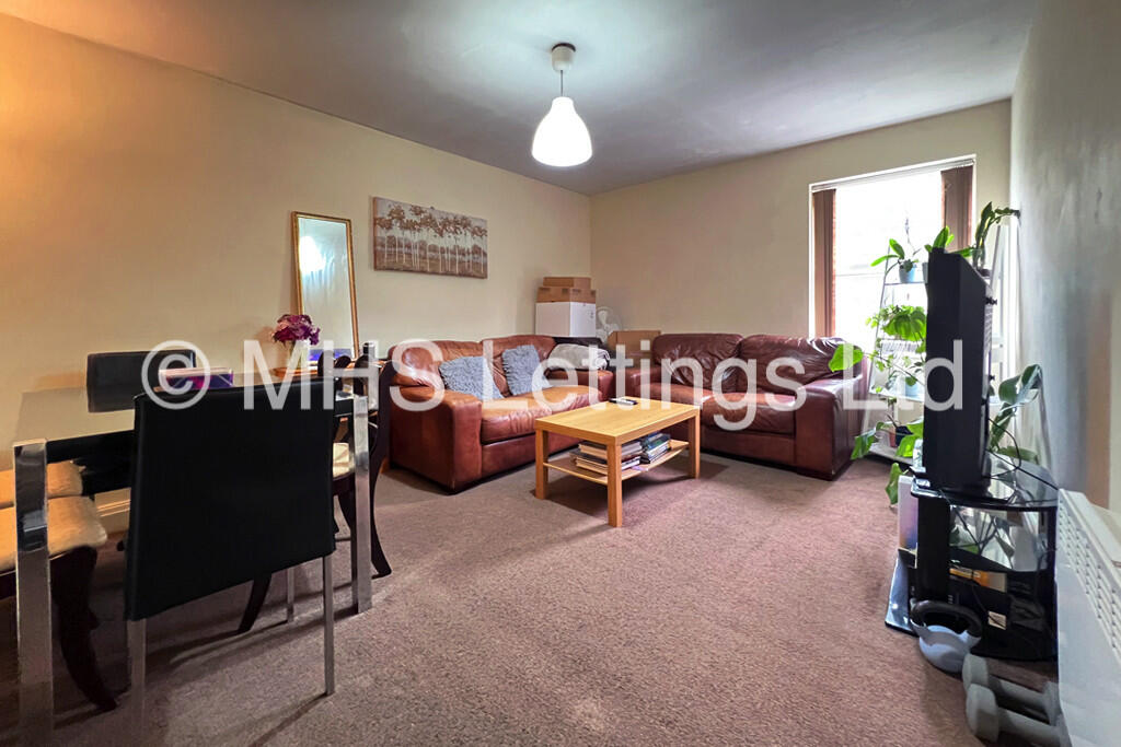 Main image of property: 146b Woodsley Road, Leeds, LS2 9LZ