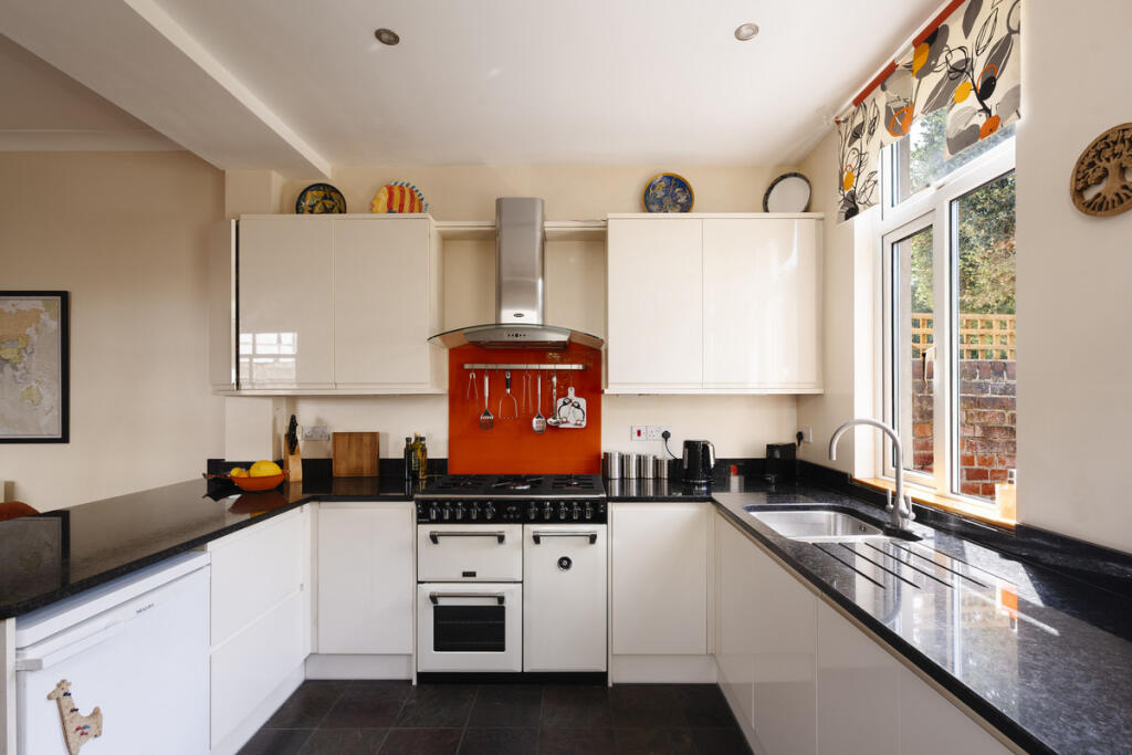 House in Brentwood, Warley - View 5