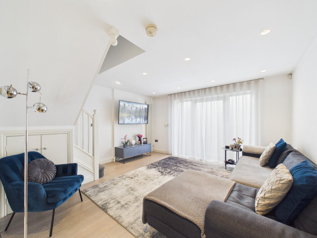 Main image of property: George Street, Hull, North Humberside, HU1