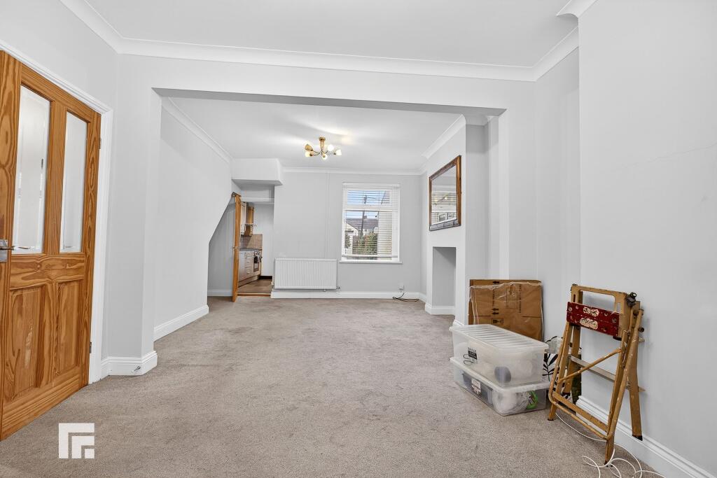 House in Cardiff, Birchgrove, Heath - View 3