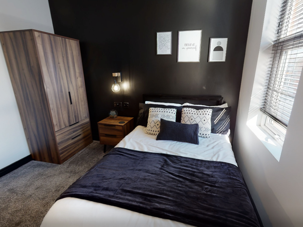 Main image of property: Sefton Avenue