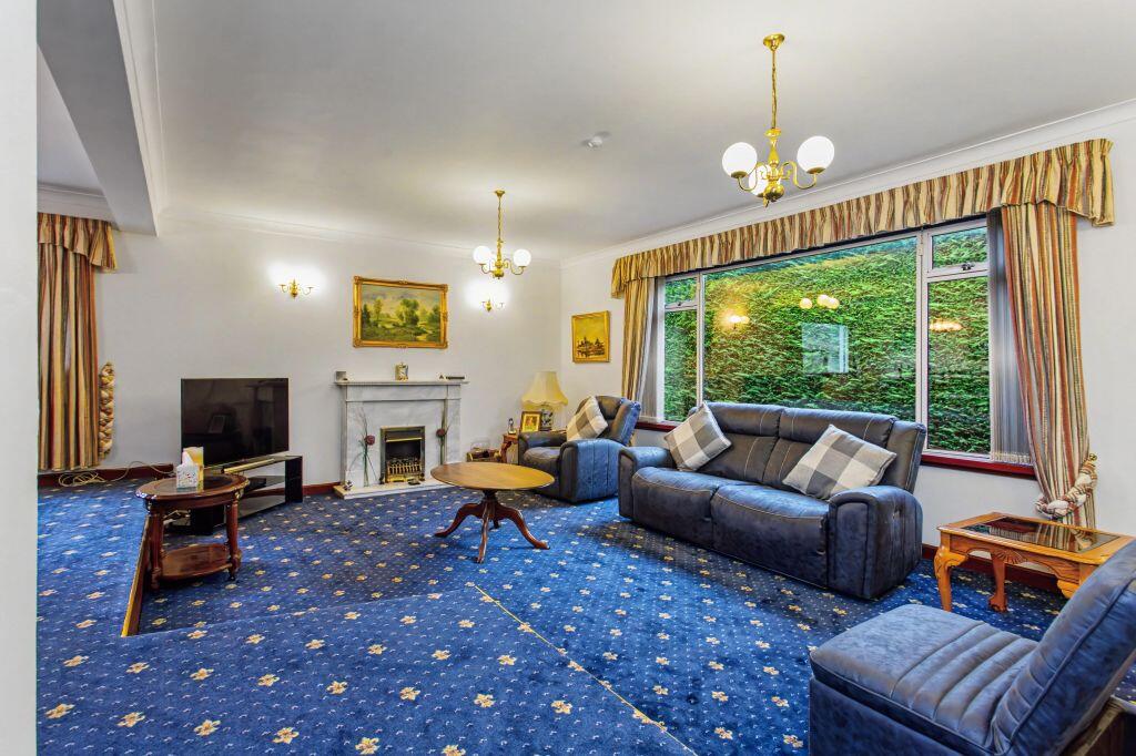 House in Paisley, Renfrewshire - View 4