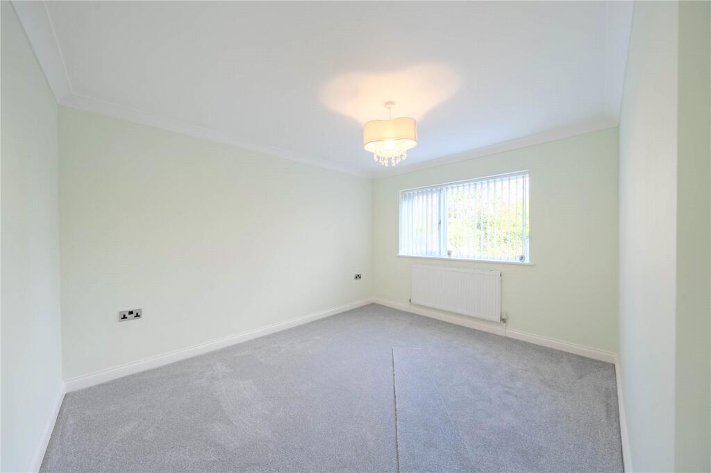Apartment in Leeds - View 5
