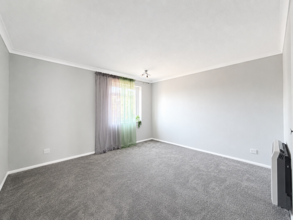 Apartment in Cambridge - View 5