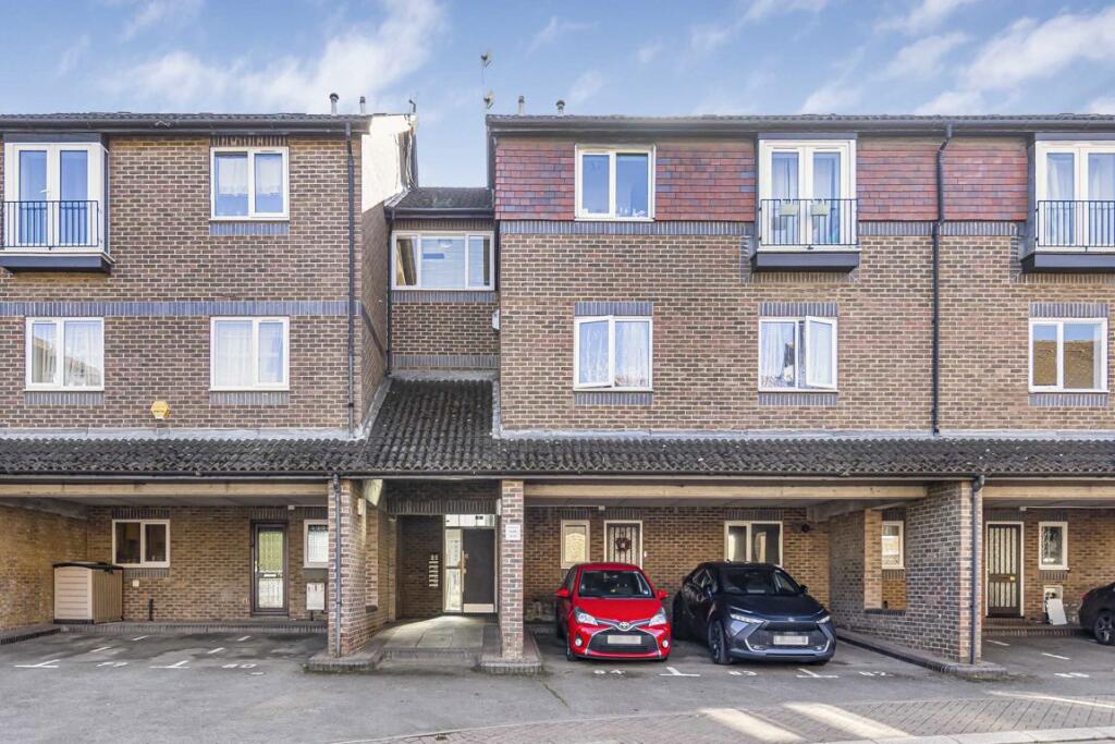 Main image of property: Abbeyfields Close, Willesden