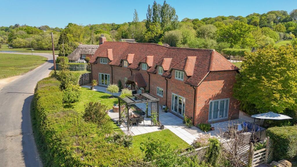 Main image of property: Ringwood Road, North Gorley, Fordingbridge, SP6