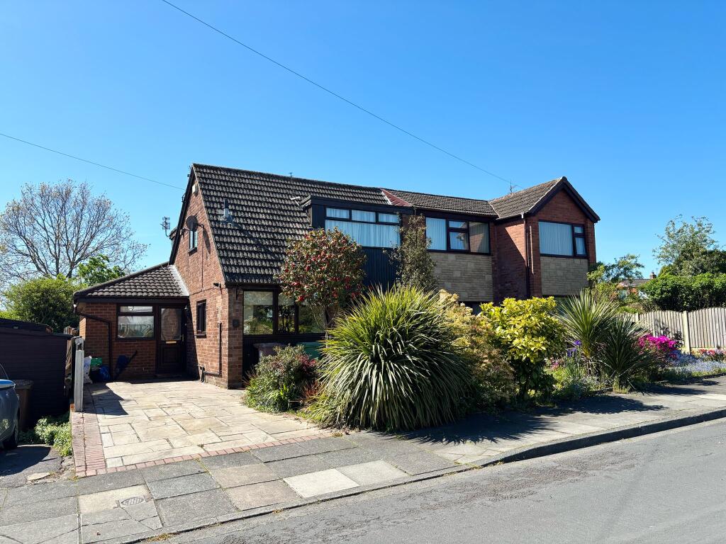 Main image of property: Oban Drive, Garswood, Wigan, WN4 0SJ