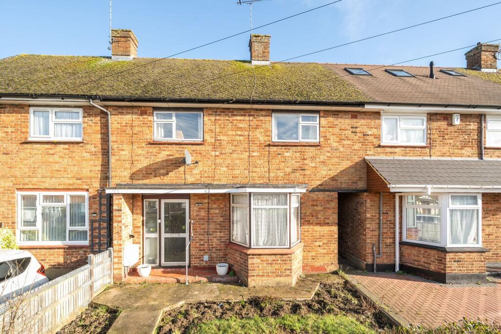 4-bed terraced on Stud Green, Watford, WD25, £500,000