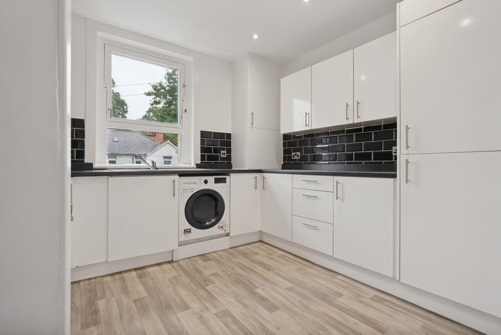 Apartment in Glasgow - More