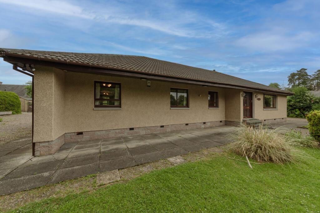 House in Aberdeen - View 2
