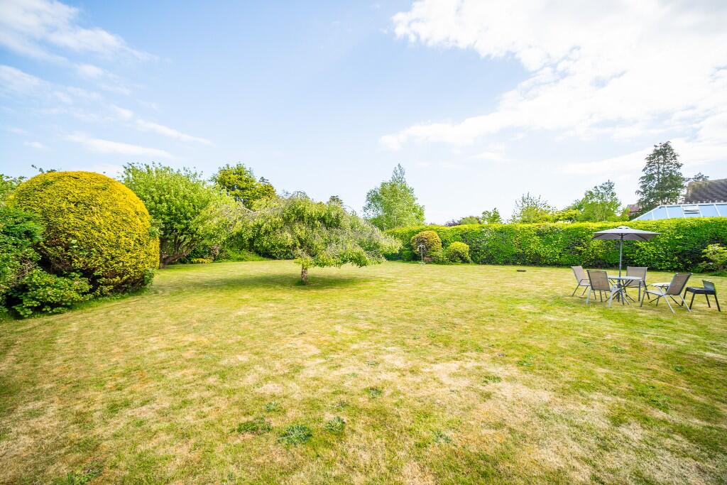 The Ridgeway, Friston  photo 4