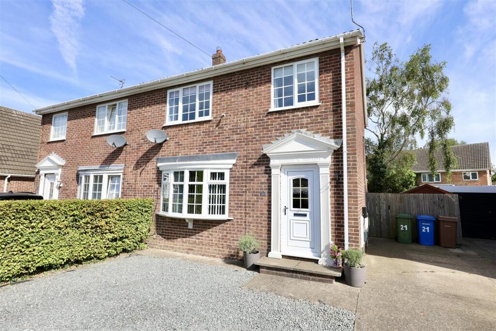 Main image of property: Chestnut Garth, Burton Pidsea, Hull