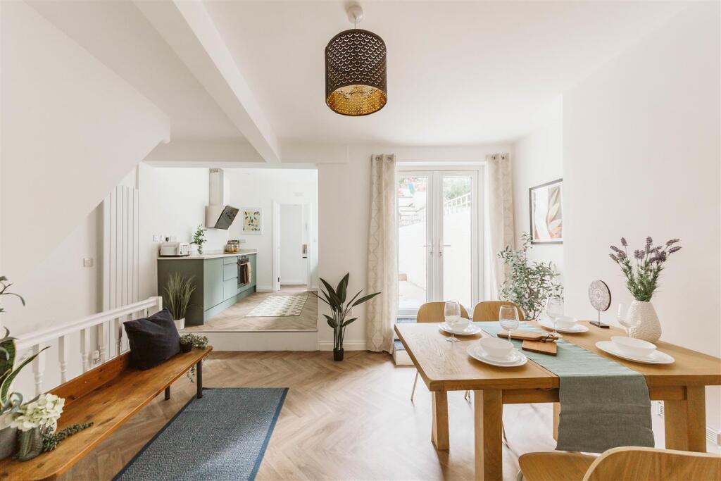 Main image of property: Cotswold Road | Windmill Hill