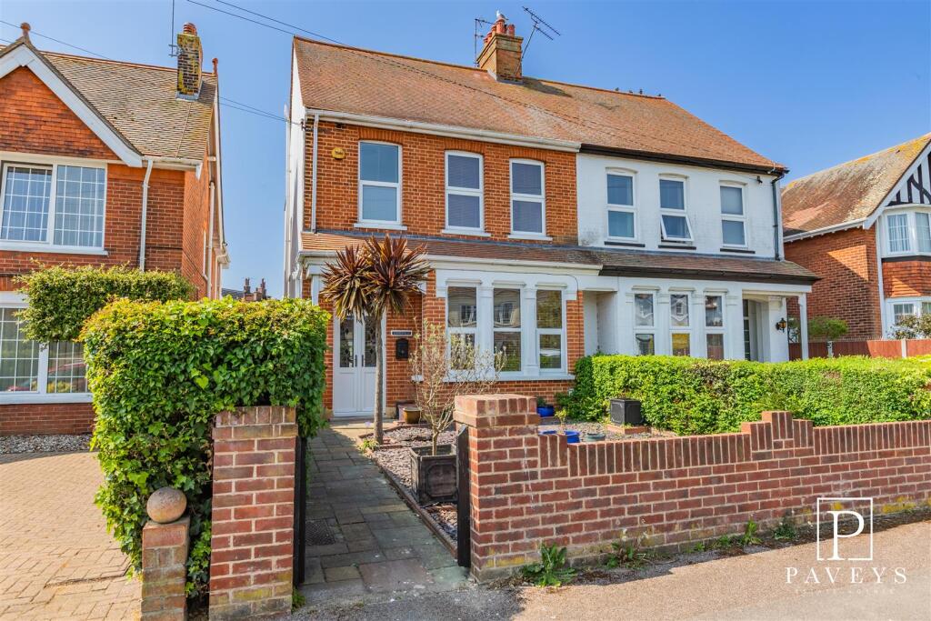 3-bed semi-detached on Harold Grove, Frinton-On-Sea, £520,000