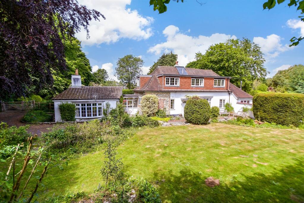 Main image of property: Halletts Shute, Norton, Yarmouth, Isle of Wight
