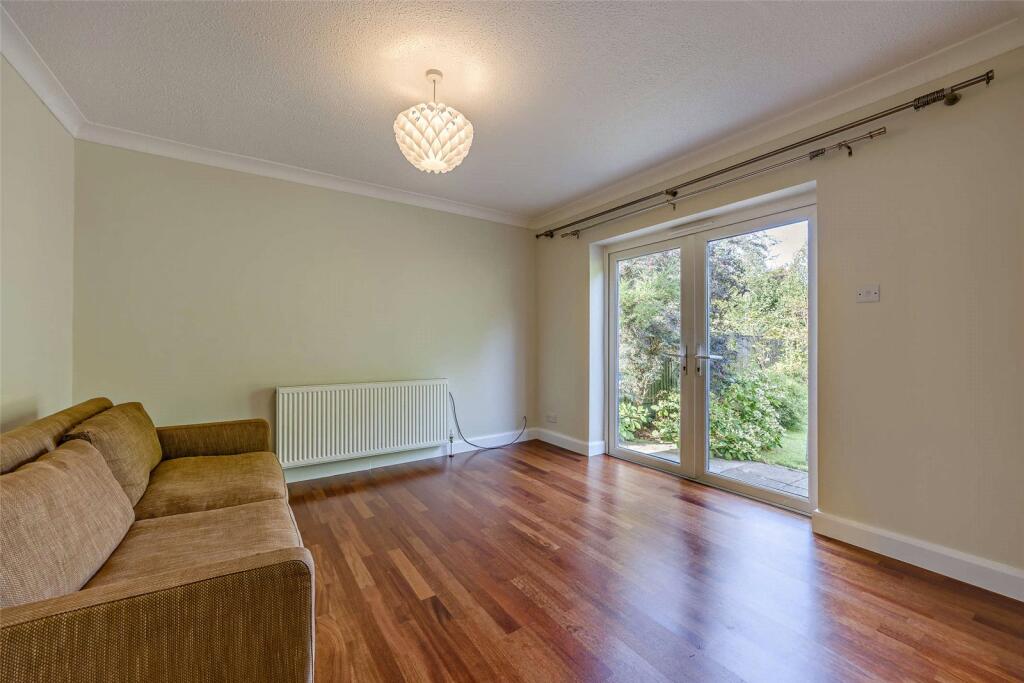 House in Cheltenham, Sixways, Charlton Kings - More