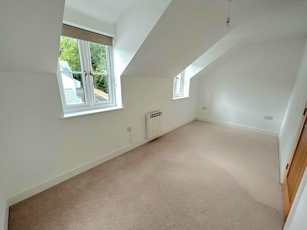 House in Plymouth - View 5