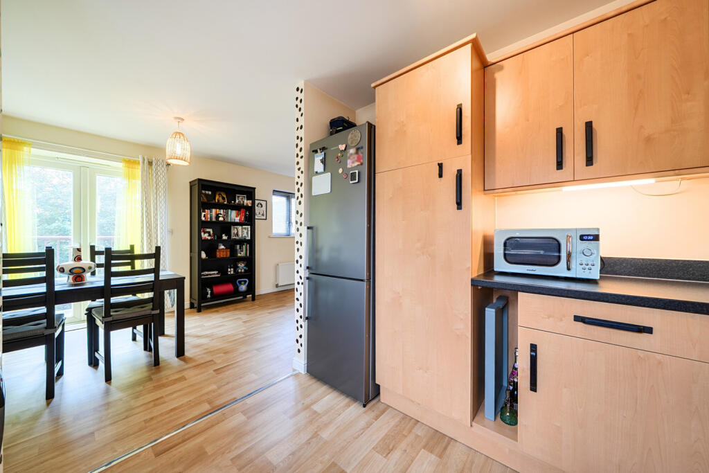 Apartment in London - View 5