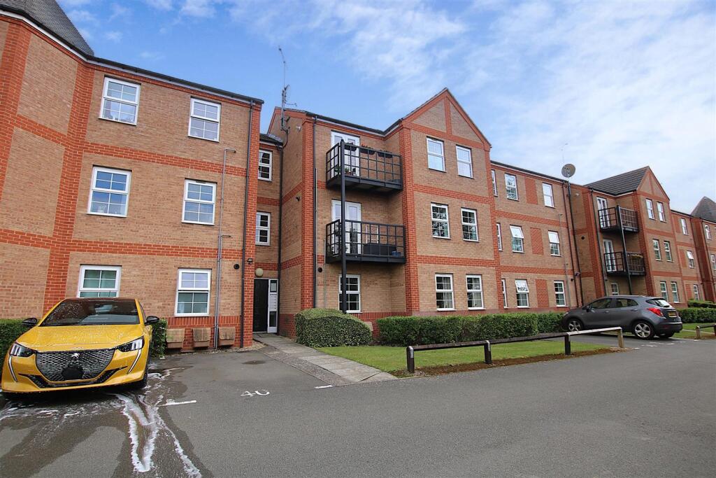 Main image of property: Turners Gardens, Wootton
