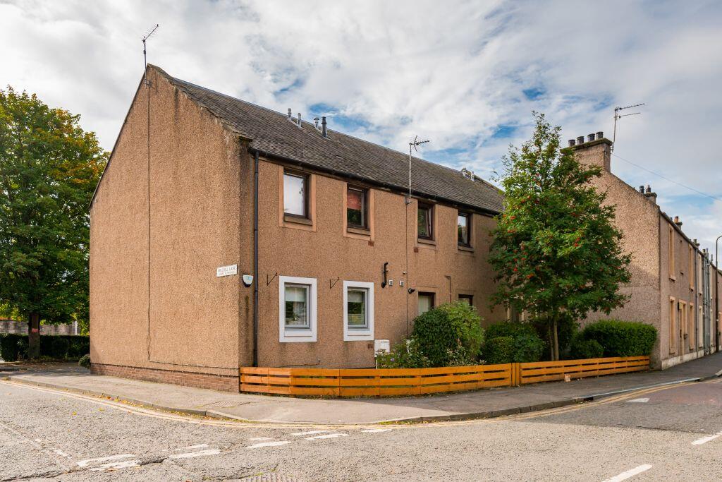 Main image of property: 10F Millhill Lane, Musselburgh, EH21 7RD
