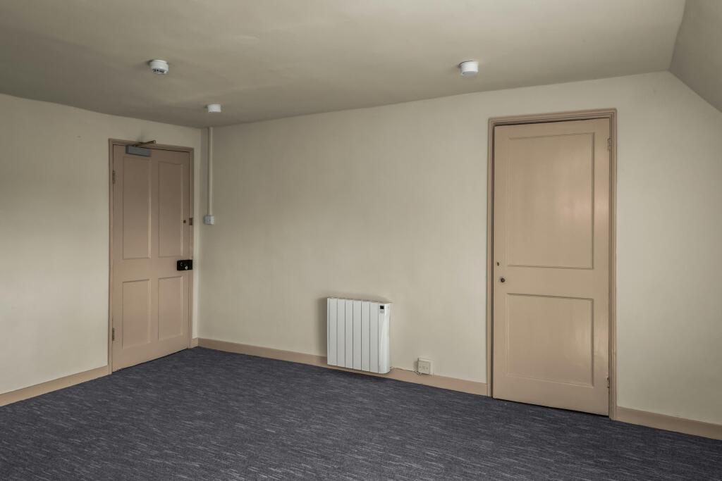 Pelician Suite Room 9