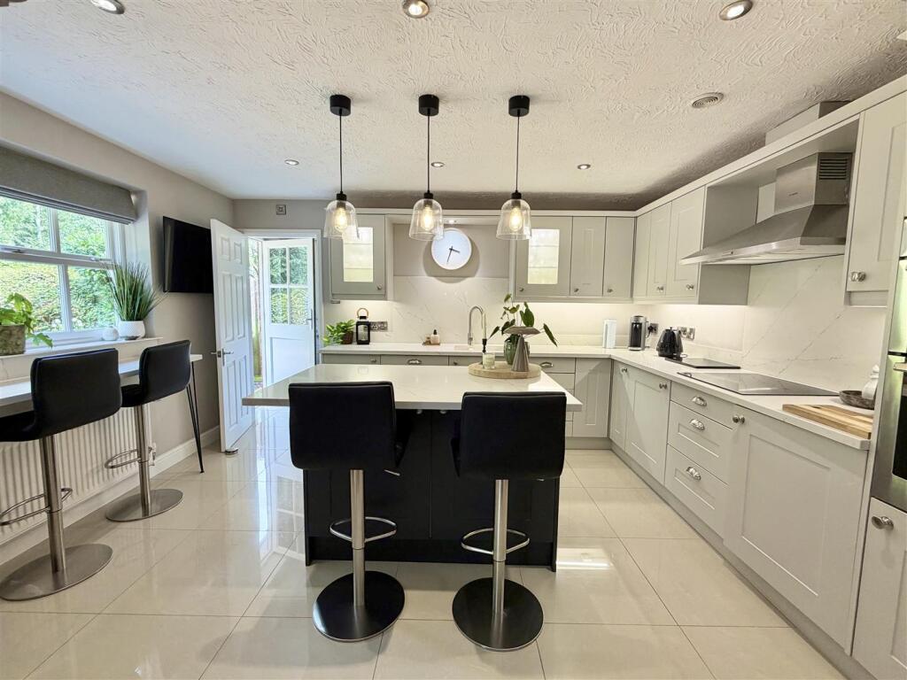 House in Shrewsbury - View 2
