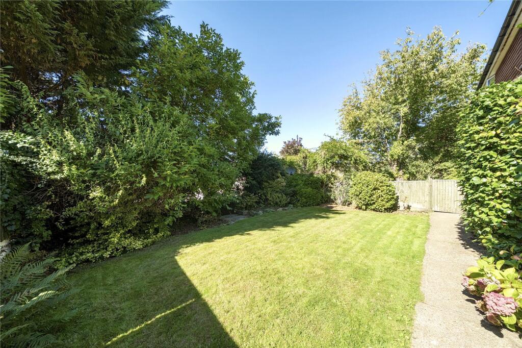 House in Tonbridge - View 3