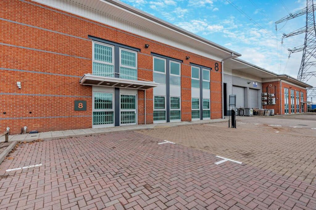 Unit 8 Network Park Industrial Estate, Birmingham, B8 1AU