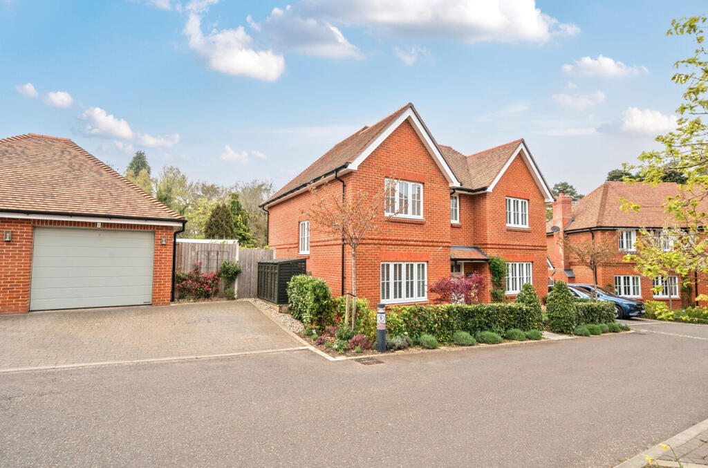Main image of property: Woodlark Way, Headley Down, Hampshire, GU35