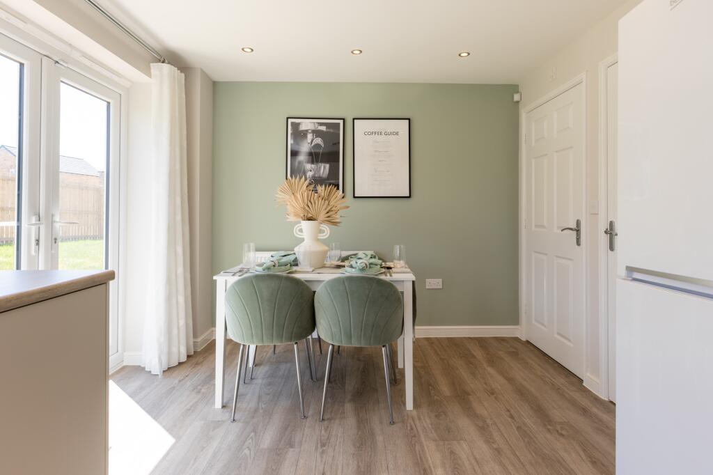 House in Ashfield, Sutton in Ashfield, Nottinghamshire - View 4