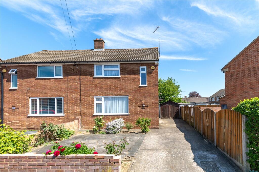 Main image of property: Overfield Road, Luton, Bedfordshire, LU2