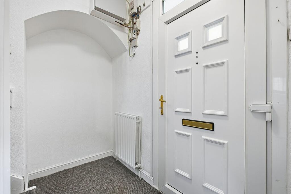 House in Glasgow - View 5