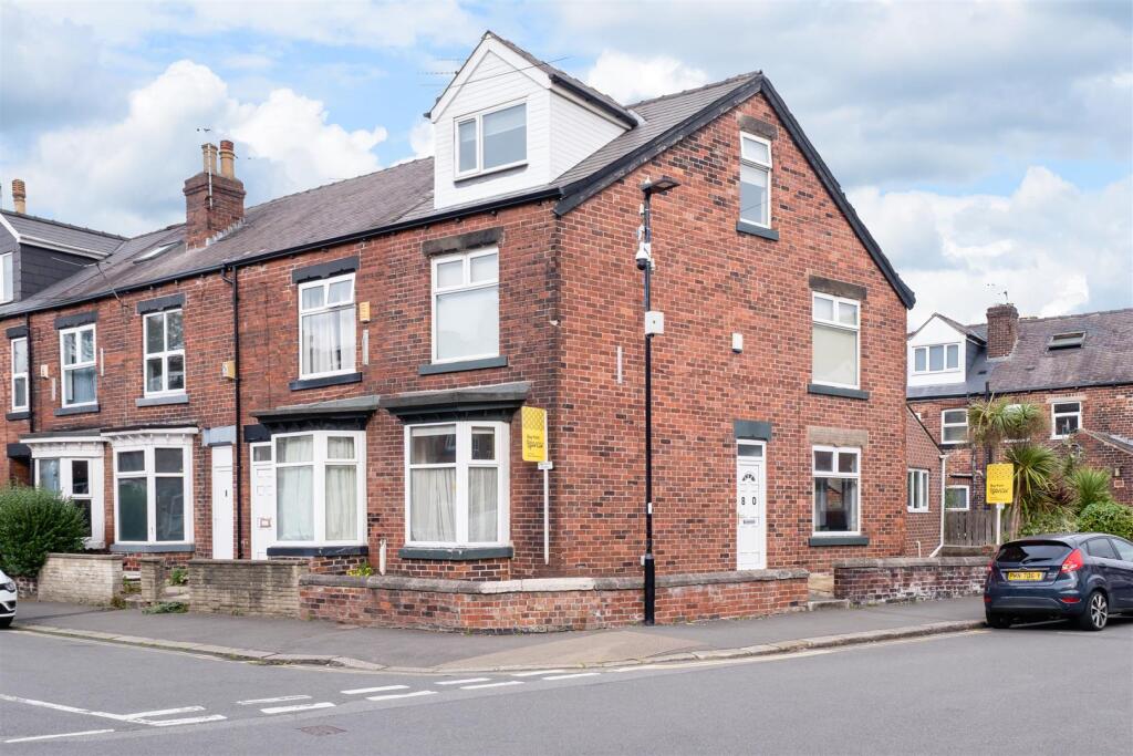 5-bed terraced on Stalker Lees Road, Ecclesall Road, S11, £285,000