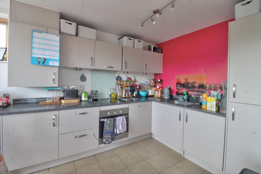 Apartment in Chelmsford - View 4
