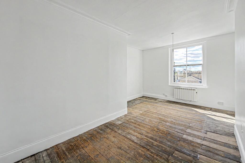 Apartment in London - View 3