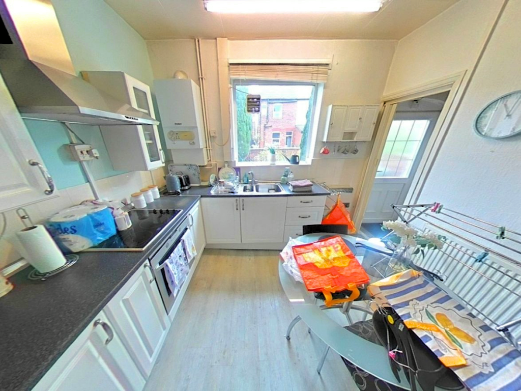 House in Stockport, Stepping Hill, Offerton - View 3
