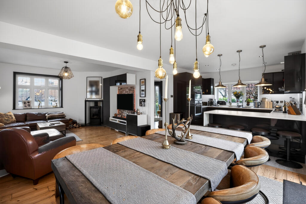Main image of property: Beaumont Road, Purley, CR8