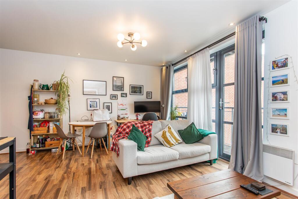 Main image of property: Copenhagen Place, Limehouse, E14