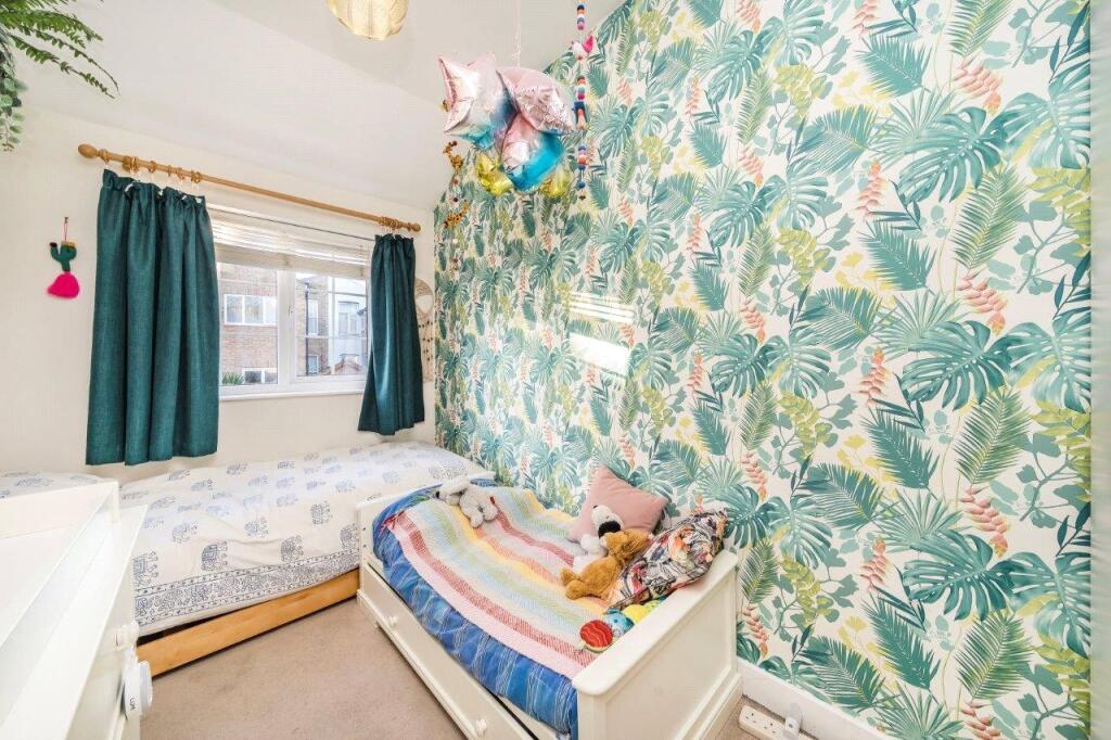 House in London - View 4