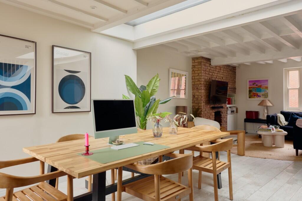 Main image of property: Cheshire Street, London, E2