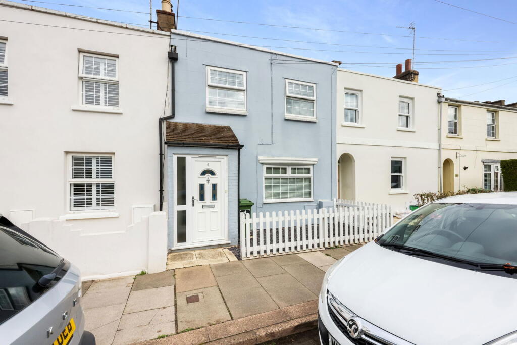 Main image of property: Naunton Crescent,Cheltenham,GL53 7BD