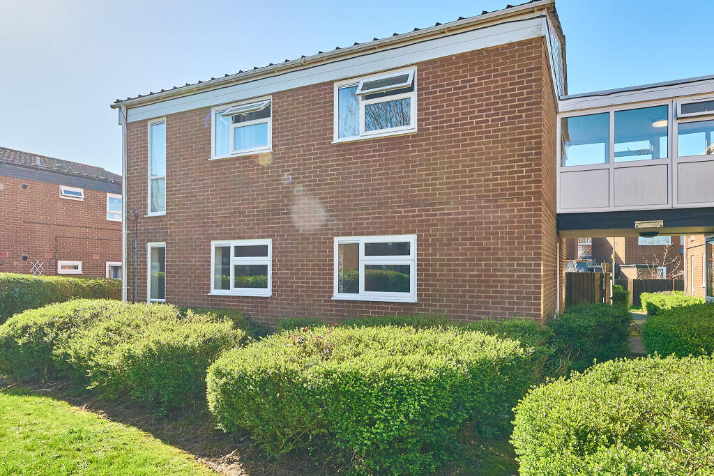 2-bed flat on 68 Briarwood, Brookside, Telford, Shropshire TF3 1TR, £47,000