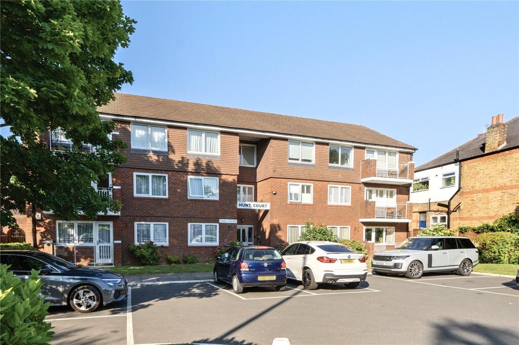 Main image of property: Hunt Court, 236 Chase Side, Southgate, London, N14