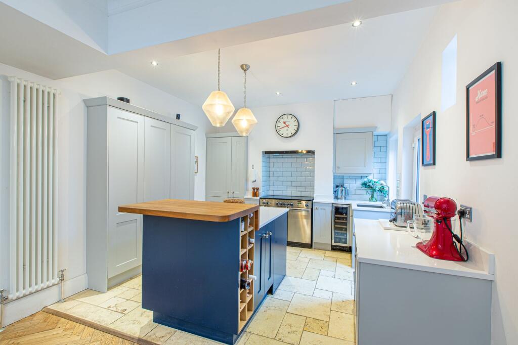 House in Leeds, Park Villas, Roundhay - View 3
