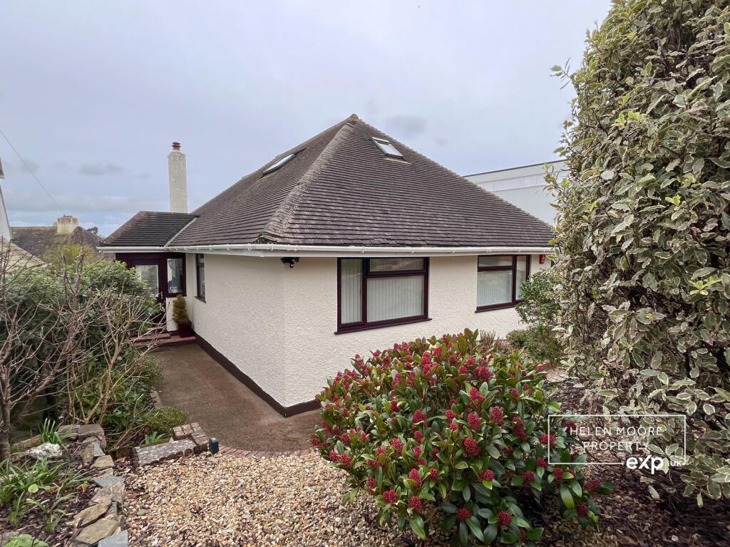 Dunheved Road, Saltash, PL12 4BW photo 2