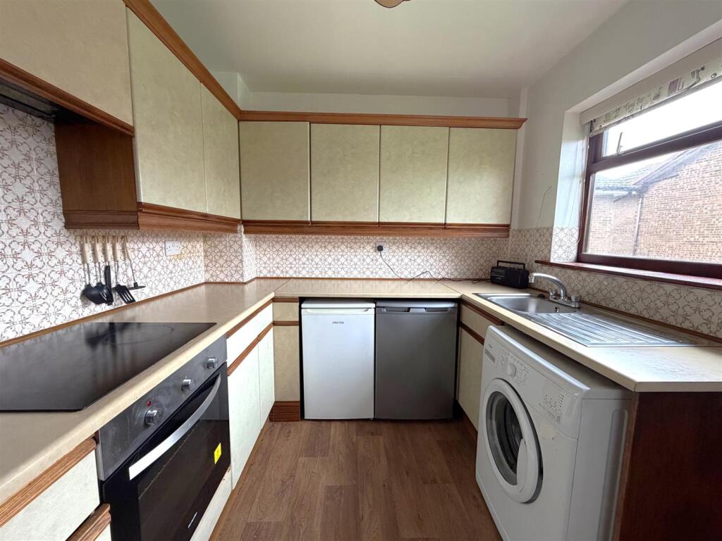 House in Westhoughton, Wingates - View 5
