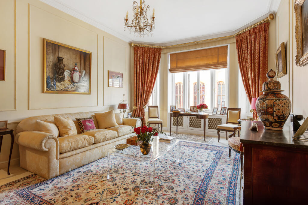 Main image of property: Holland Park Gardens, London, W14